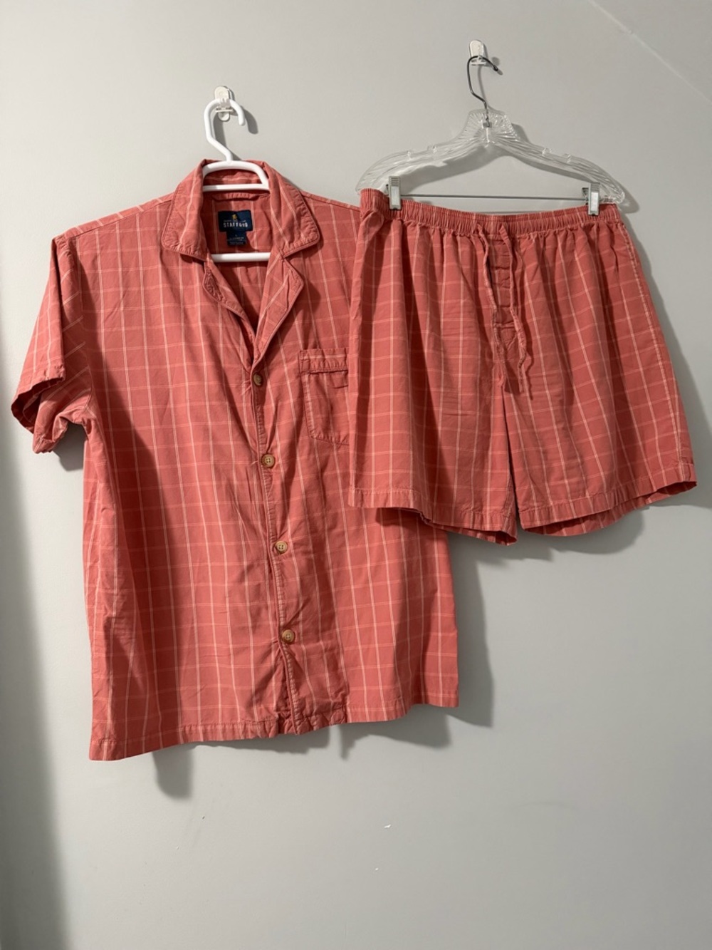 Stafford Men’s LG Coral Plaid Two-Piece Lounge Set Pajamas